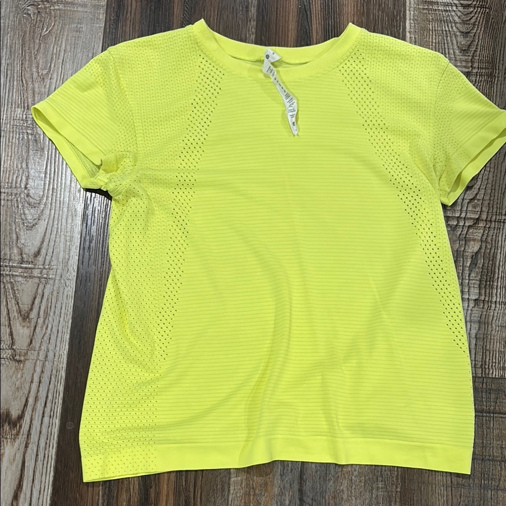 Lululemon neon Yellow Short Sleeve Tee